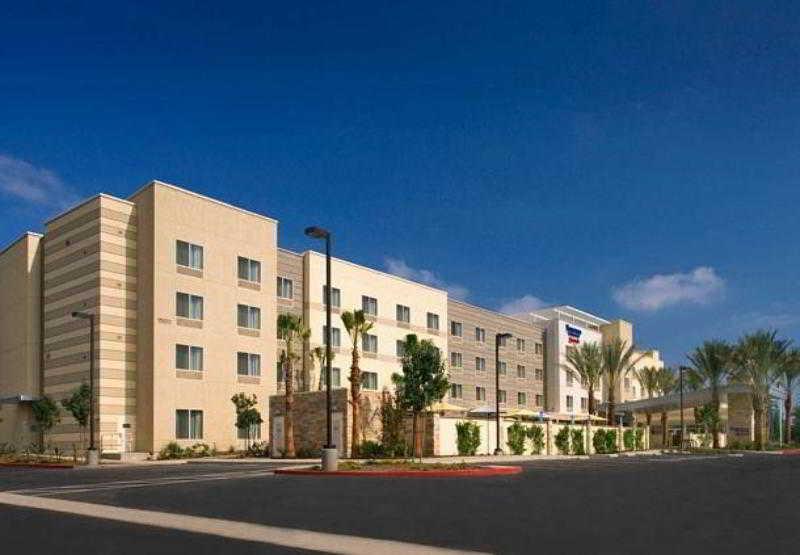 Fairfield Inn & Suites By Marriott Tustin Orange County Exterior foto