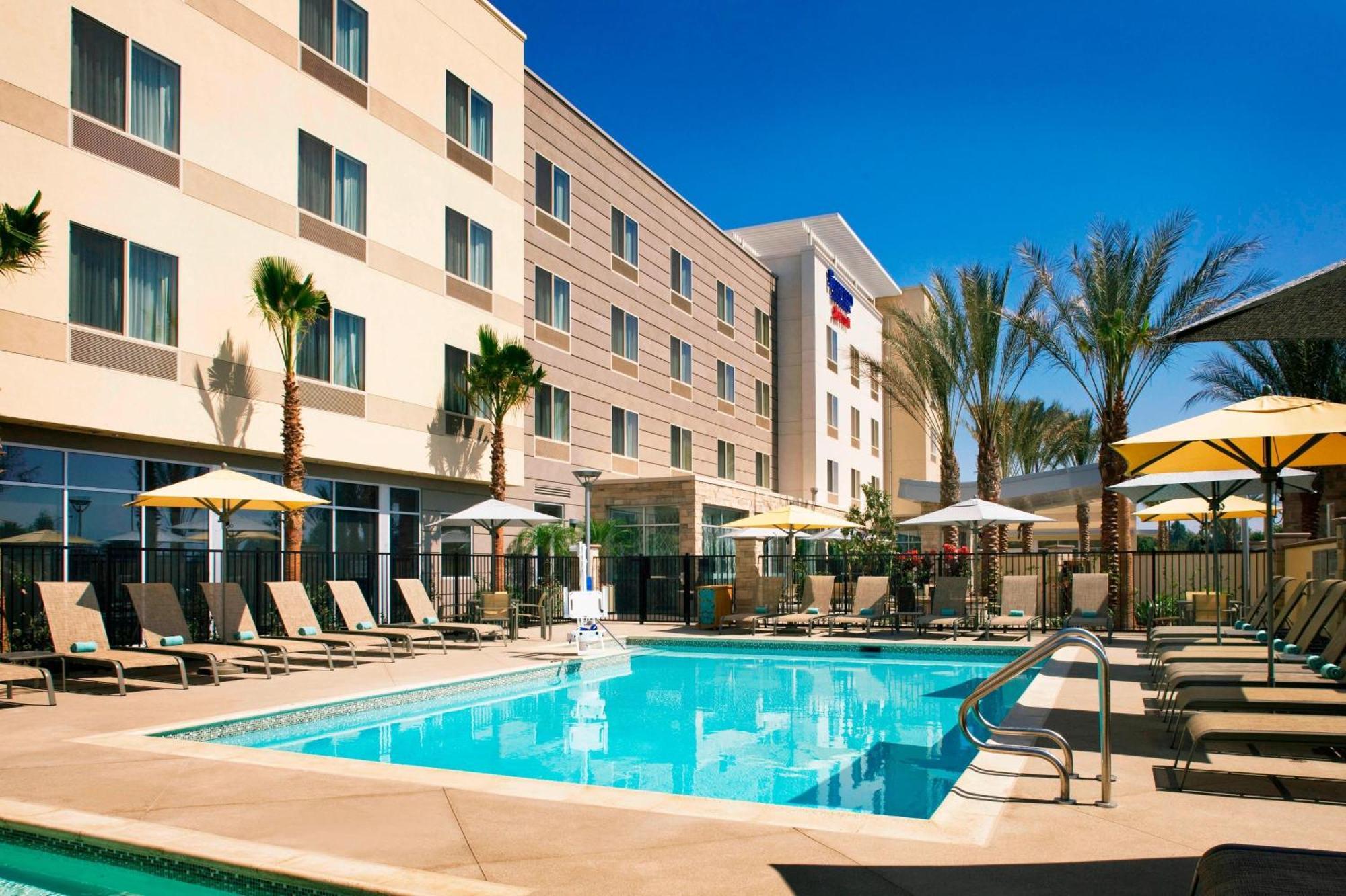 Fairfield Inn & Suites By Marriott Tustin Orange County Exterior foto